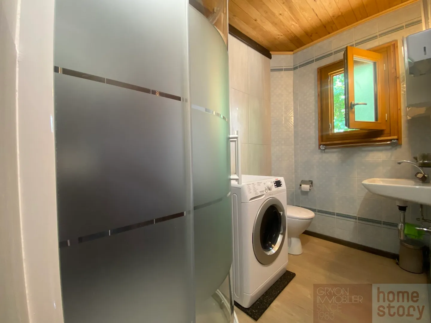 Charming studio chalet surrounded by greenery - Photo 9 of 11