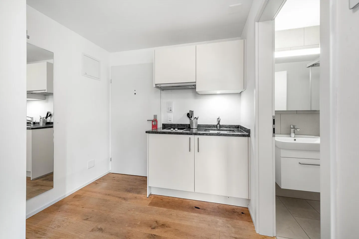 Stylische City Wohnung Nebenkosten inklusive - Foto 2 von 5