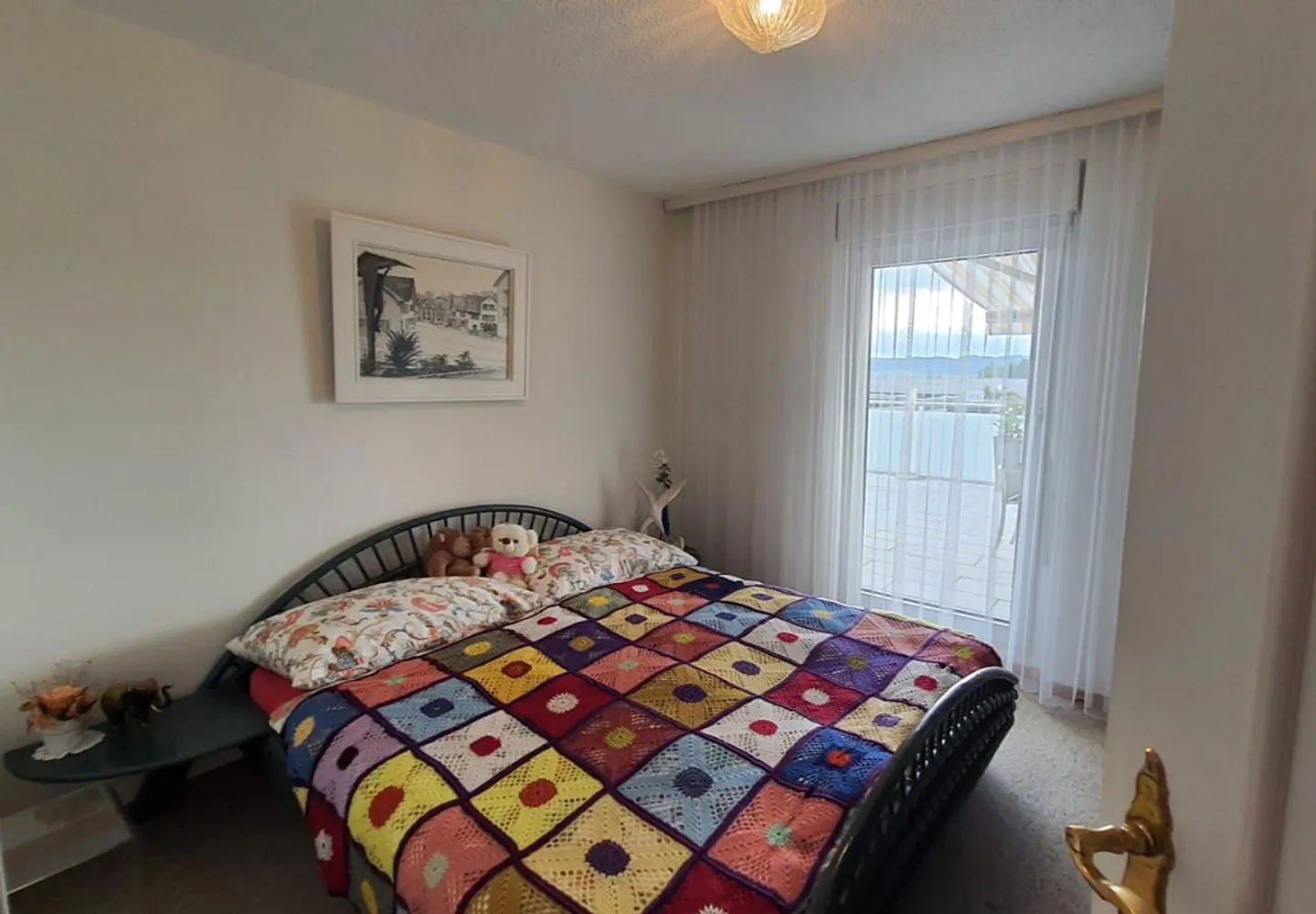 Dans une maison bifamiliale avec intimité et vue dégagée - Photo 11 sur 17