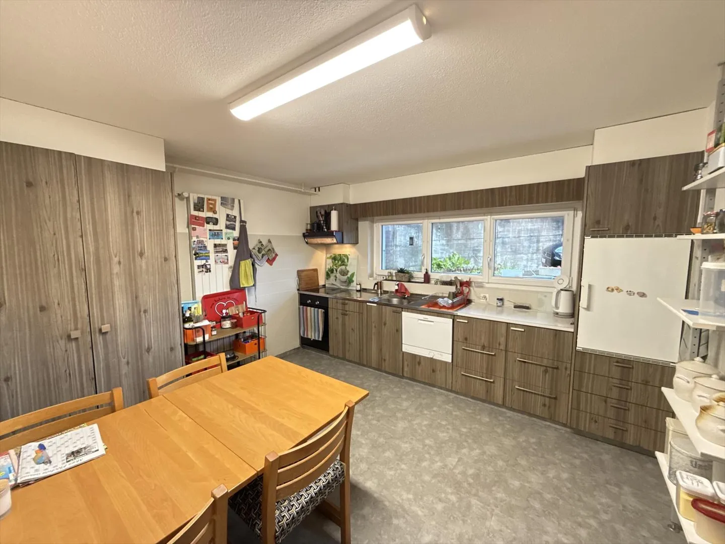 Industry - Photo 3 of 13