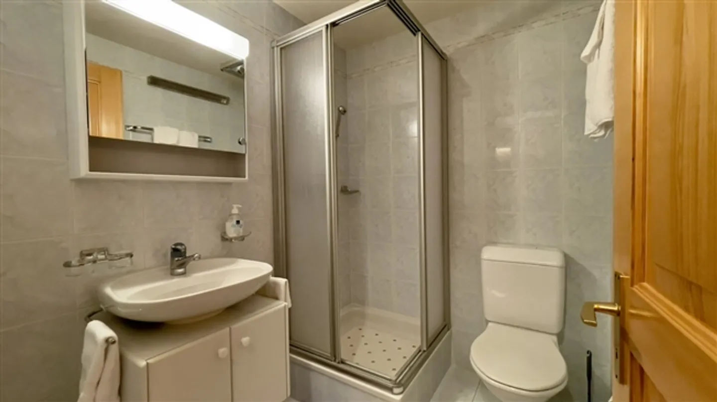 «LOC 280 - DIE B-STEINE» - Foto 11 von 13