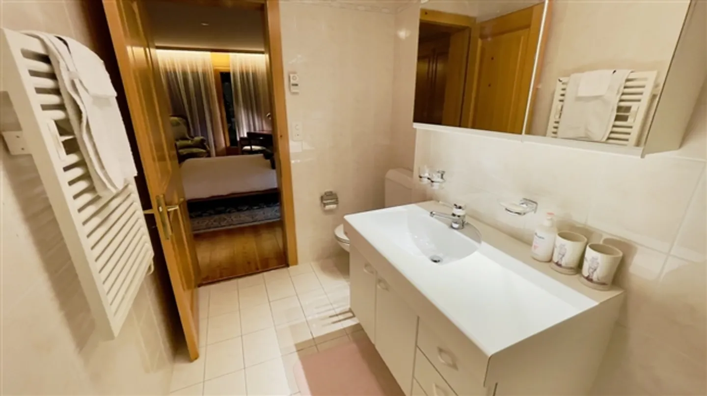 «LOC 280 - DIE B-STEINE» - Foto 12 von 13