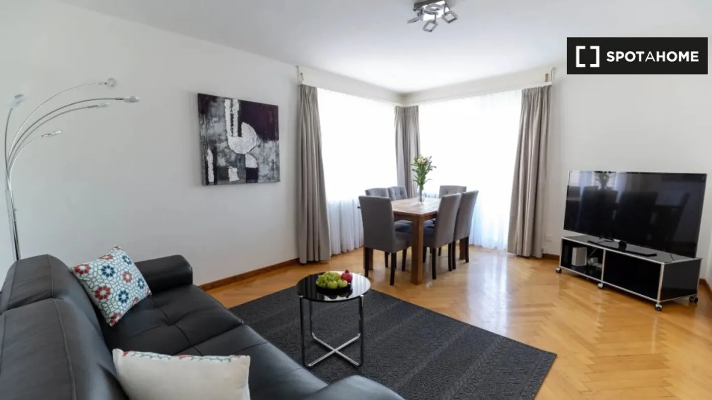 Entdecke, besichtige und miete dein neues Zuhause online mit vollem Vertrauen. - Foto 1 von 14