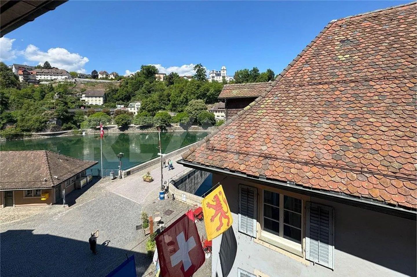 Prima occupazione! Incantevole appartamento di 3 stanze con vista diretta sul Reno - Foto 1 di 7