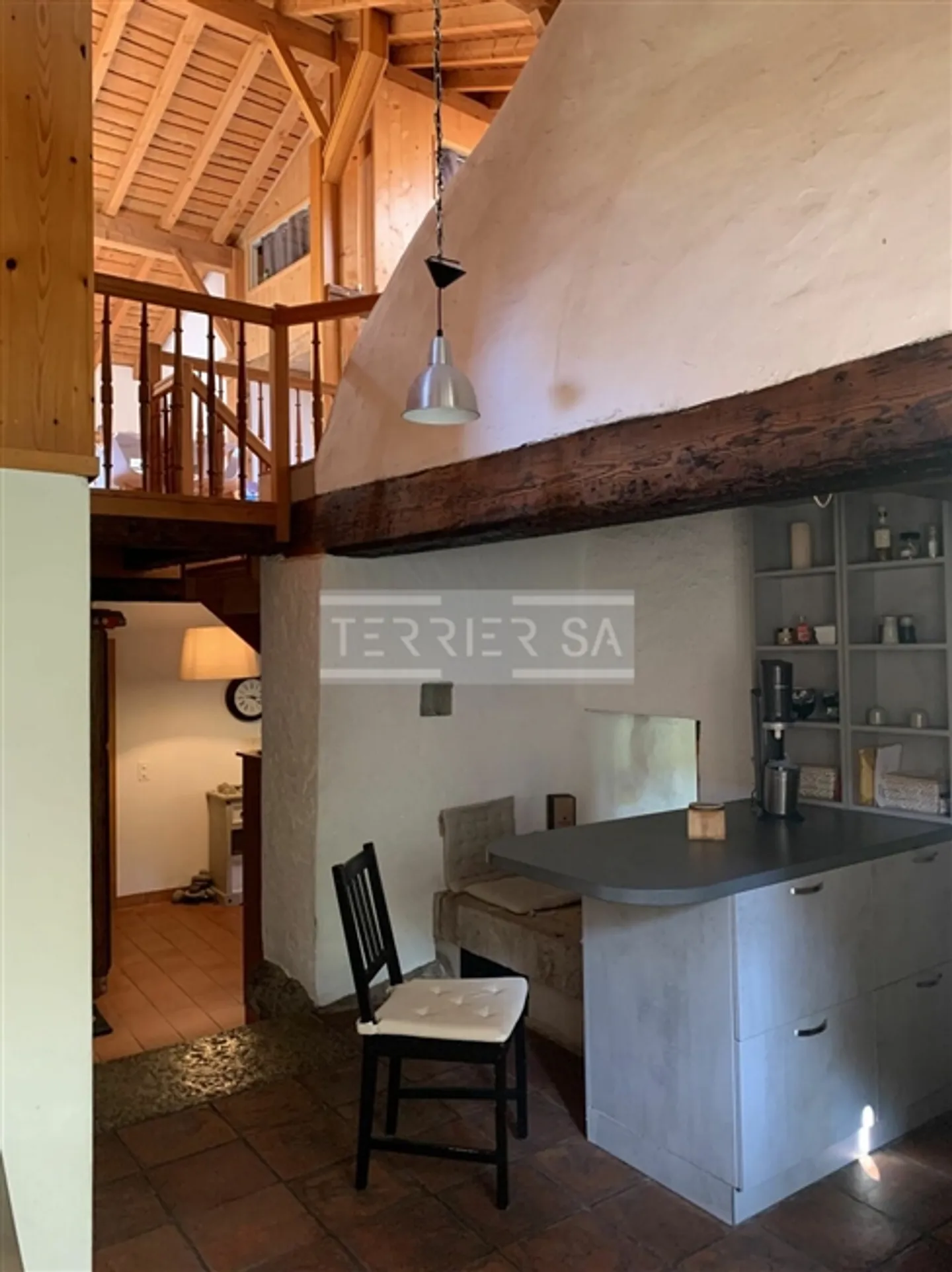 Ancien Ferme Neuchâteloise avec 3 Appartements Pleins de Caractère - Photo 7 sur 13