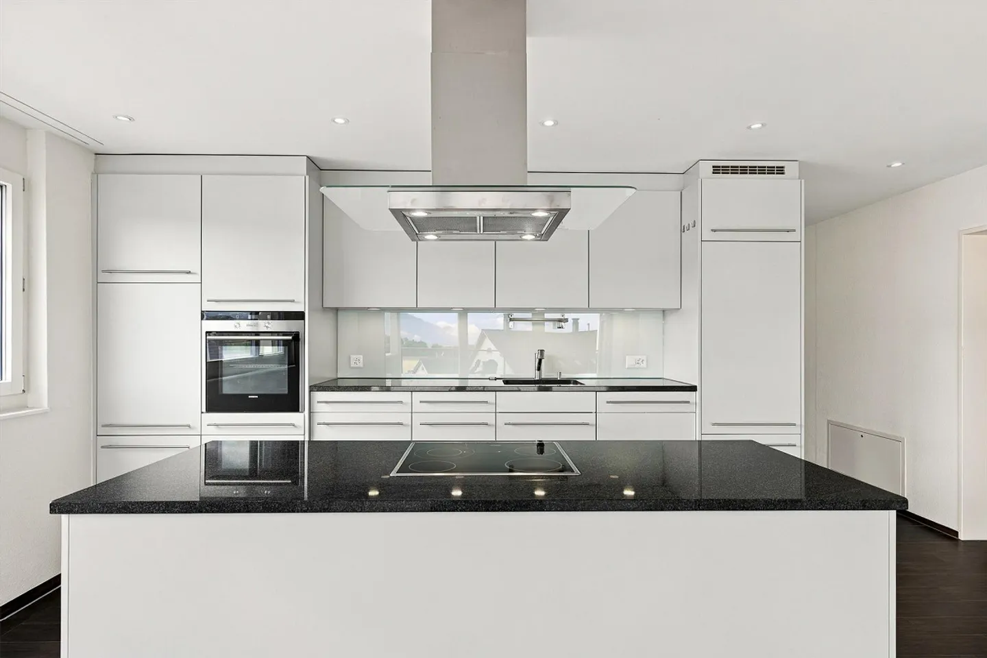 Condominio di 3,5 stanze - Foto 3 di 9