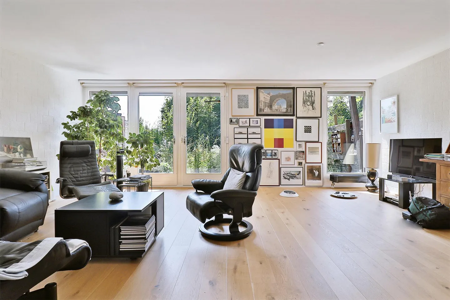 Grosses Doppeleinfamilienhaus in grüner Umgebung - Photo 10 of 18