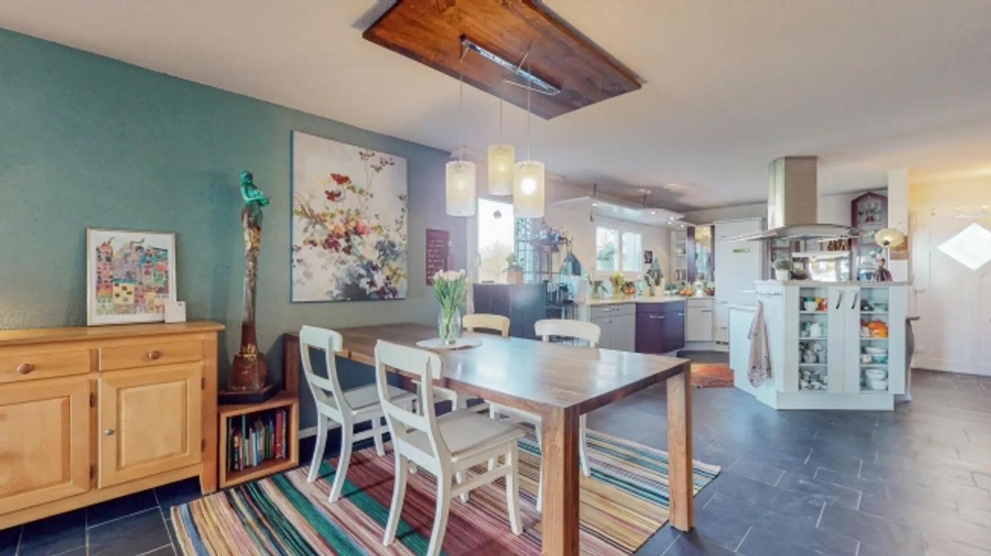 Casa angolare con carattere - Foto 5 di 8