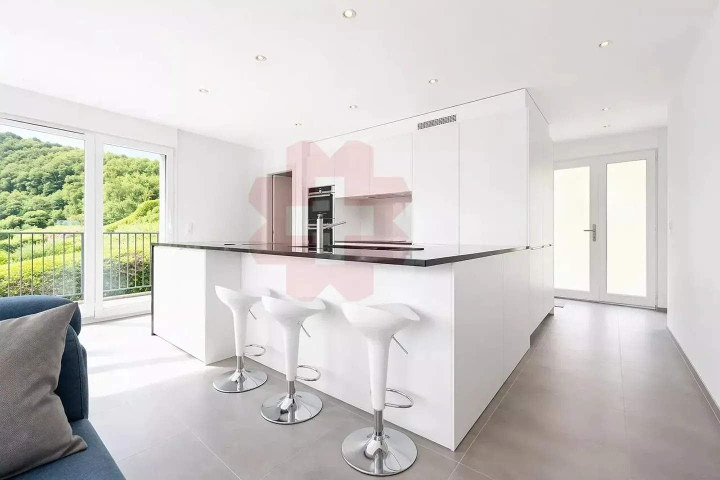 Moderne Villa mit Pool in Vouvry - Foto 5 von 7