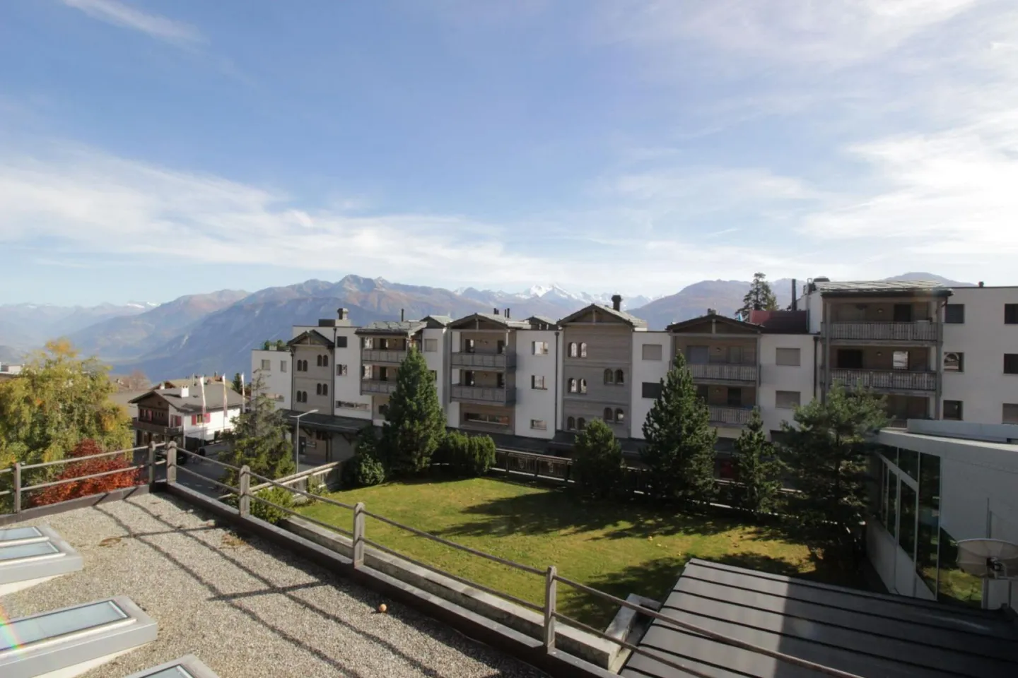 7.5-room apartment in Crans-Montana - Photo 14 of 15