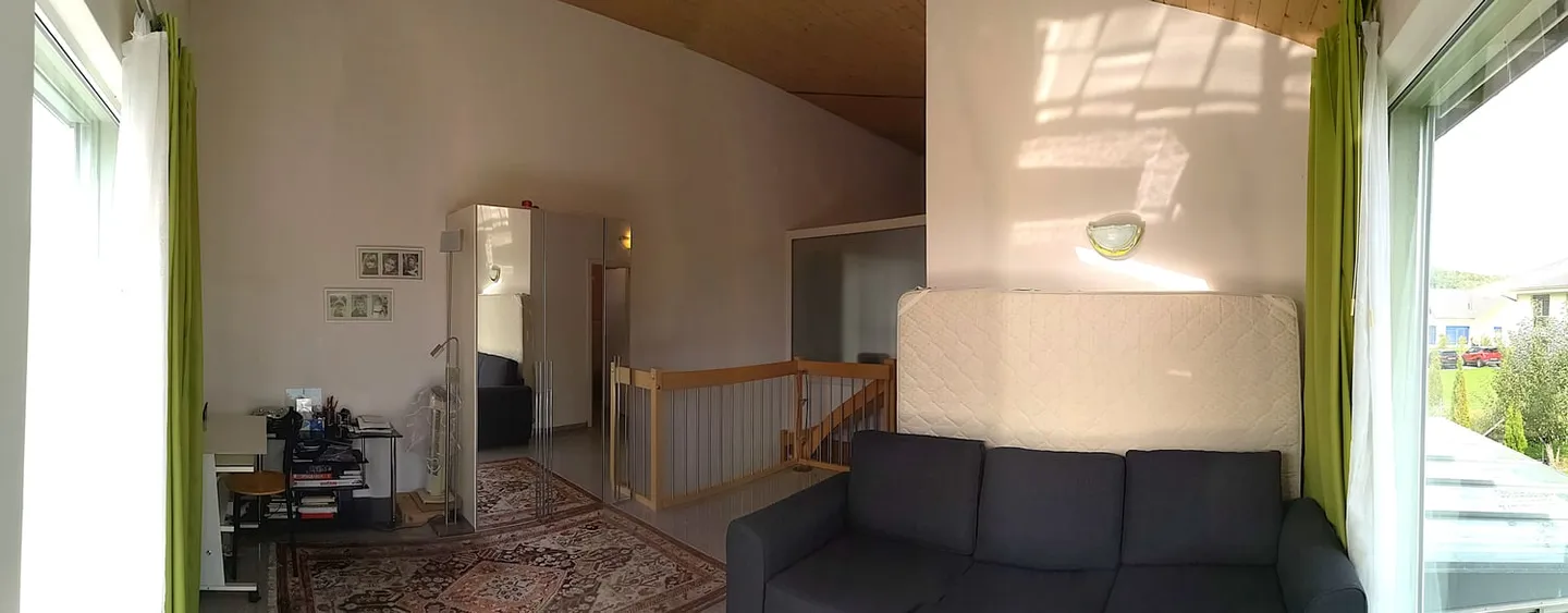 Casa con due appartamenti affittati e un appartamento per il proprietario - Foto 19 di 51