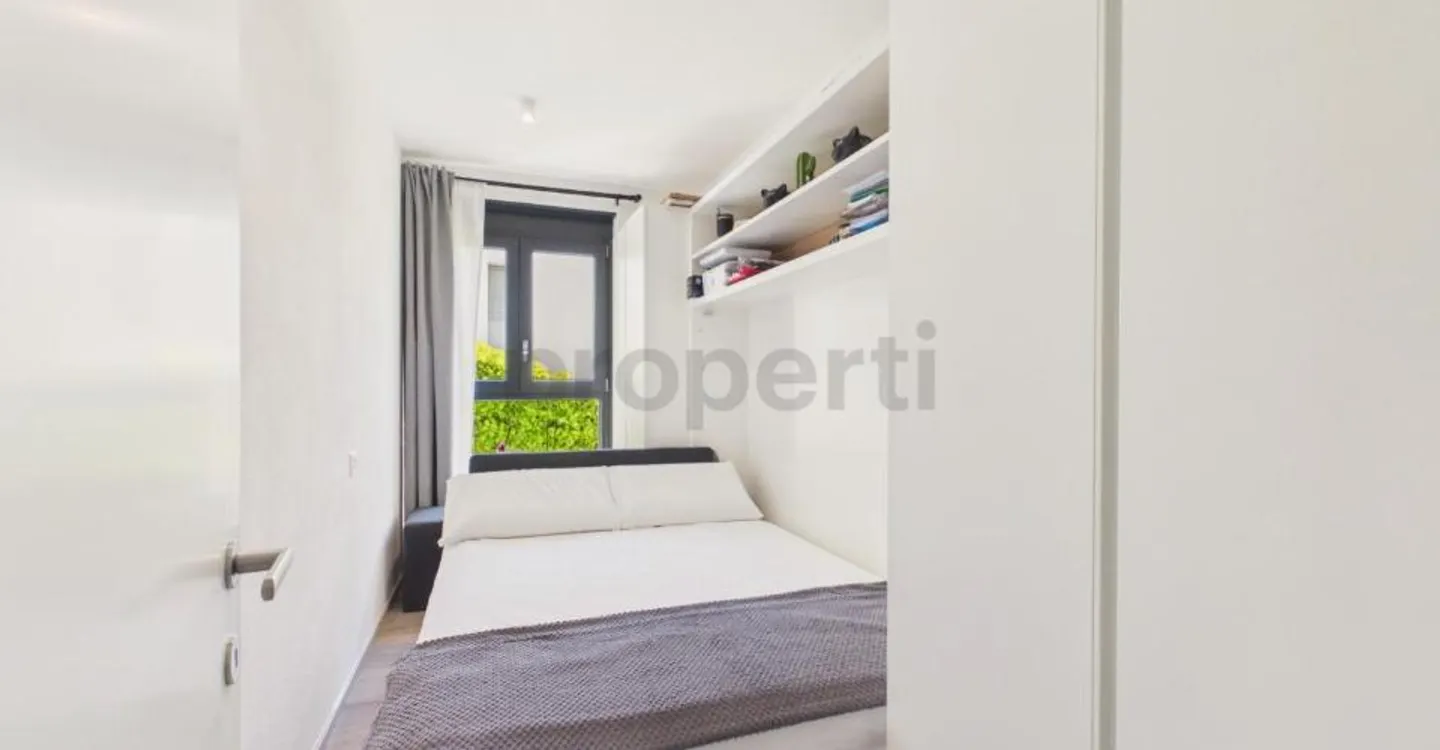 Aldesago: elegant 3.5 room renovated apartment with terrace lake view and swimming pool - Photo 10 of 12