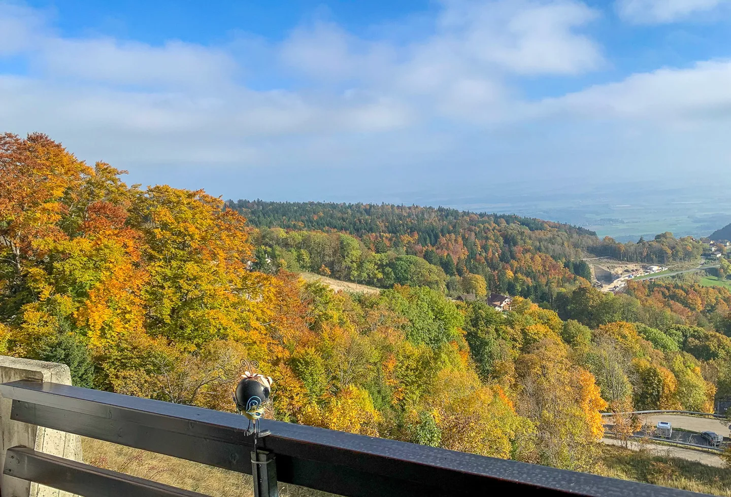 Renovierte 3-Zimmer-Duplexwohnung mit 2 Balkonen - Wunderschöner Ausblick - Foto 5 von 21