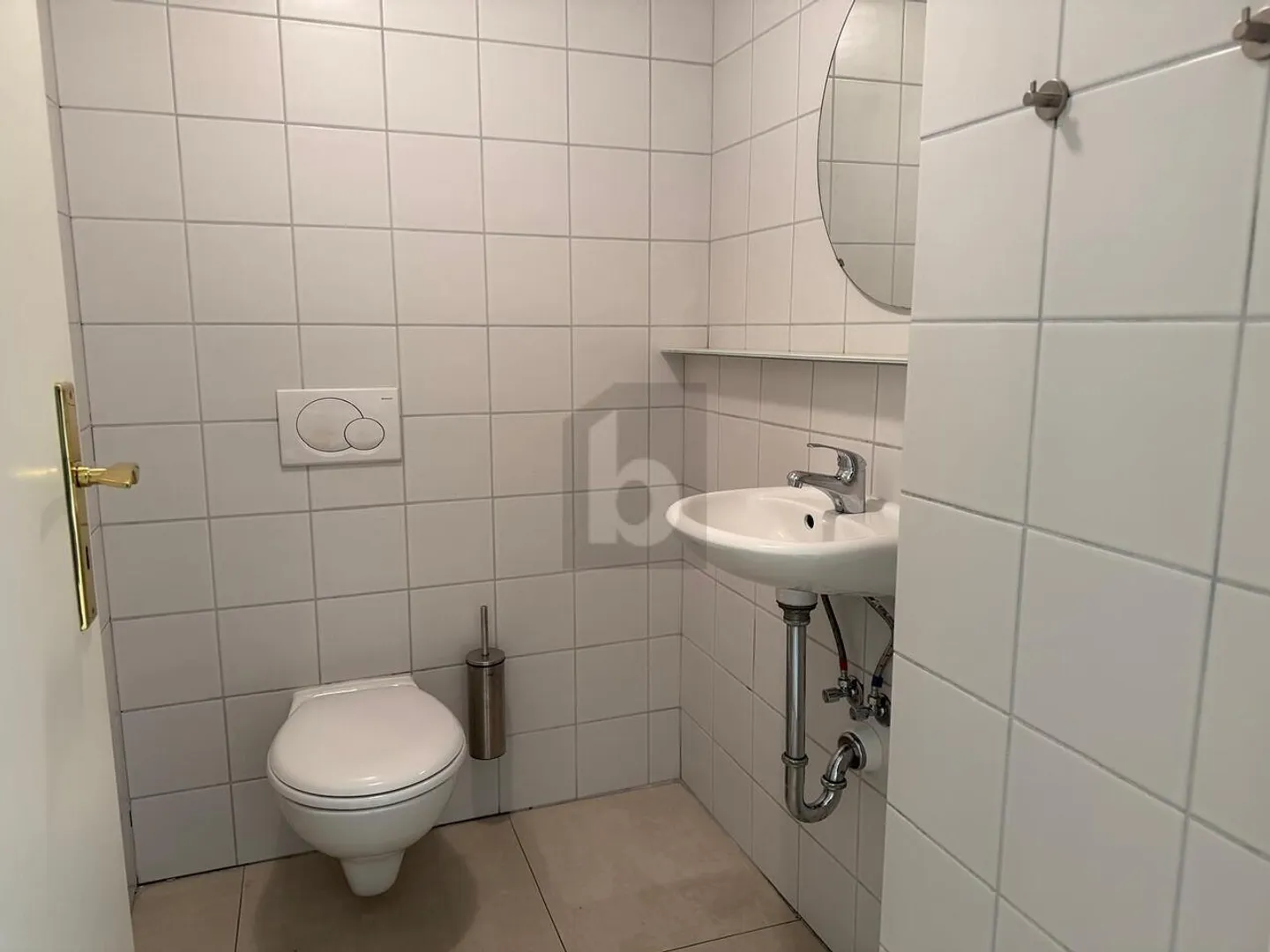 EMPLACEMENT IDEAL - Photo 5 sur 6