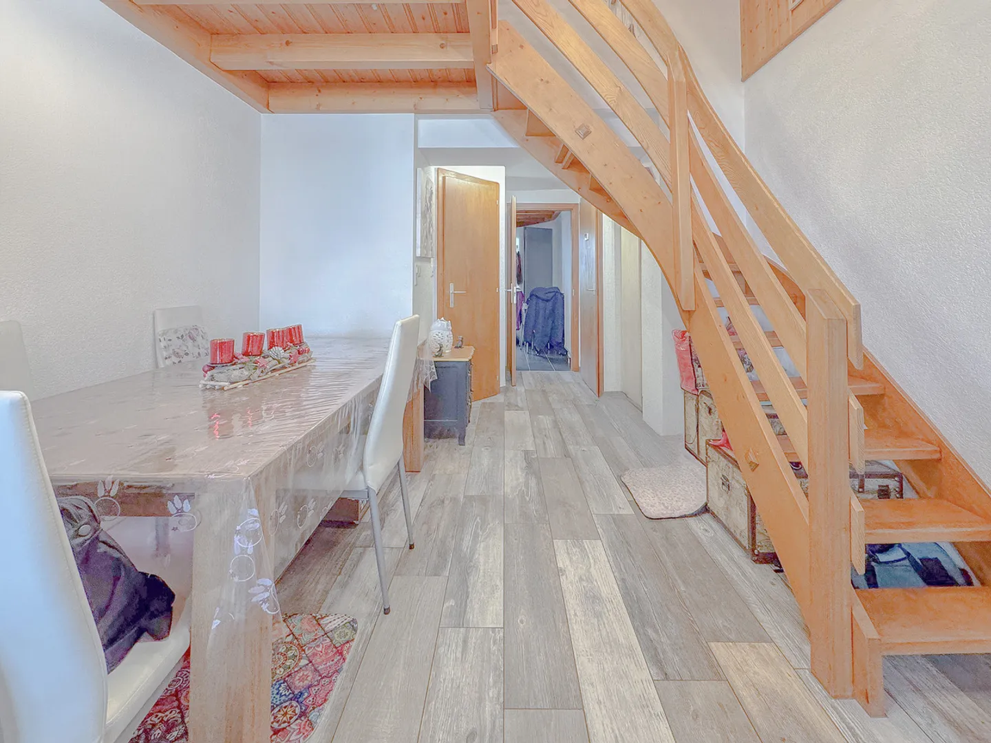 Renovierte 3-Zimmer-Duplexwohnung mit 2 Balkonen - Wunderschöner Ausblick - Foto 10 von 21