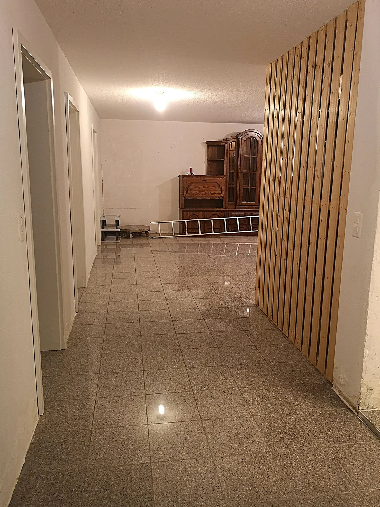 Casa con due appartamenti affittati e un appartamento per il proprietario - Foto 47 di 51