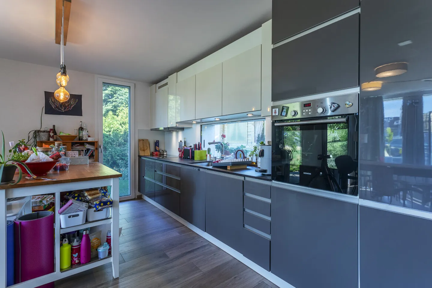 REIHENHAUS MIT 4,5 ZIMMERN, PRIVATGARTEN, TERRASSE UND HEIZBAR VERFÜGBAR! - Foto 2 von 13