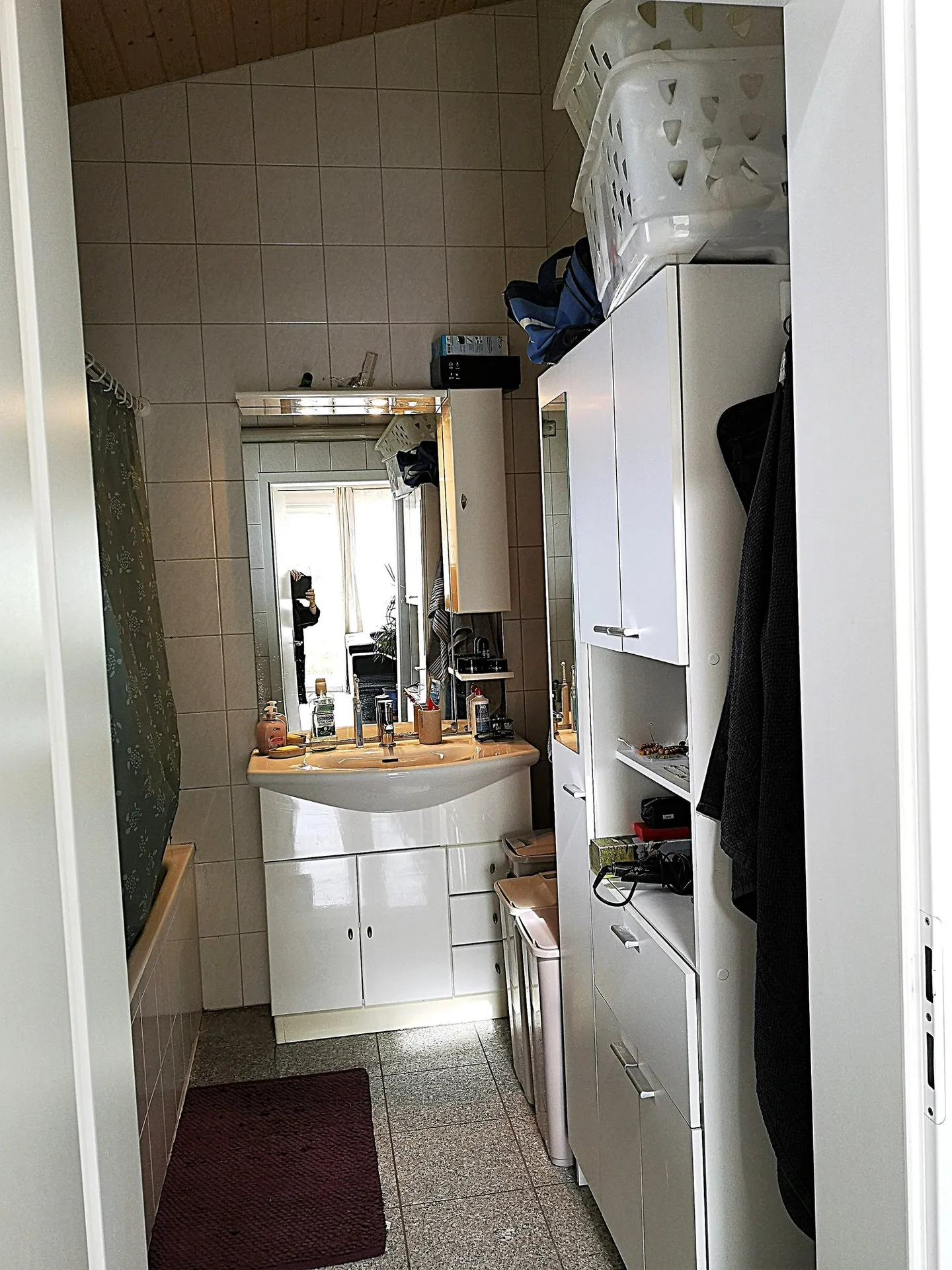 Casa con due appartamenti affittati e un appartamento per il proprietario - Foto 36 di 51