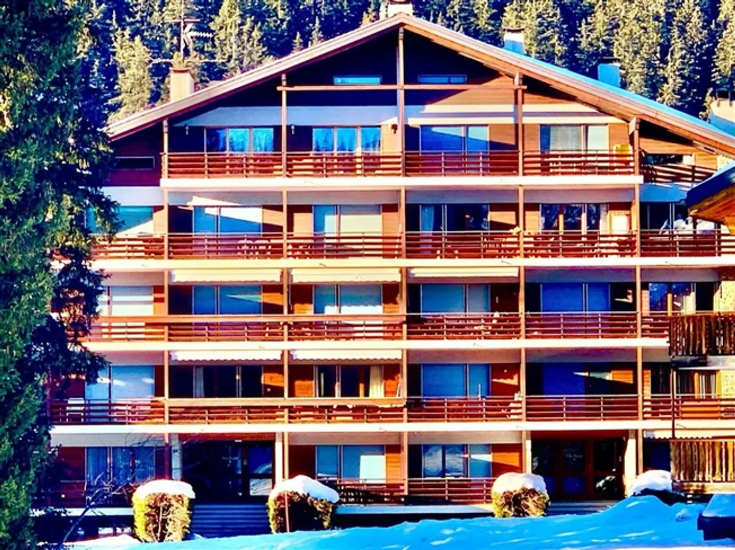 LOC 93 - FLOWERY MEADOWS B4 - Photo 1 of 18