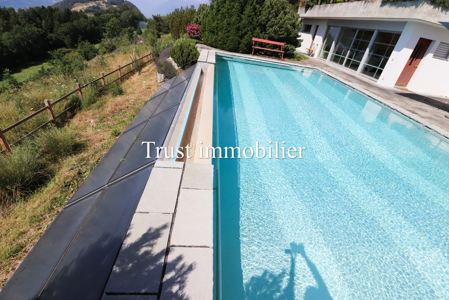 Magnificent spaces for this Villa for rent in Sergnou, Lens - Photo 23 of 29