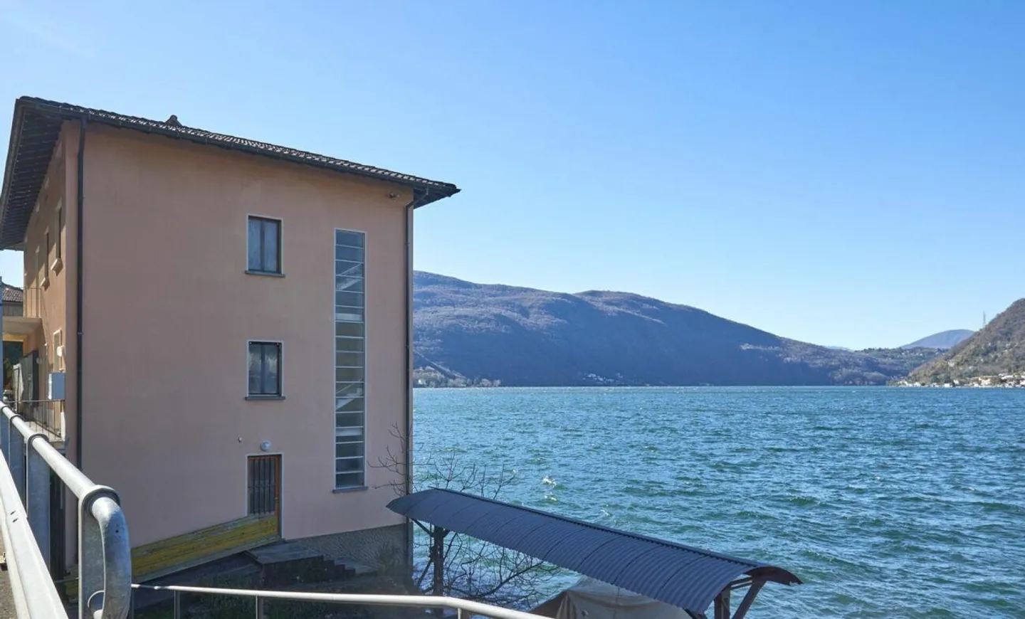 Mehrfamilienhaus am See - Foto 1 von 8