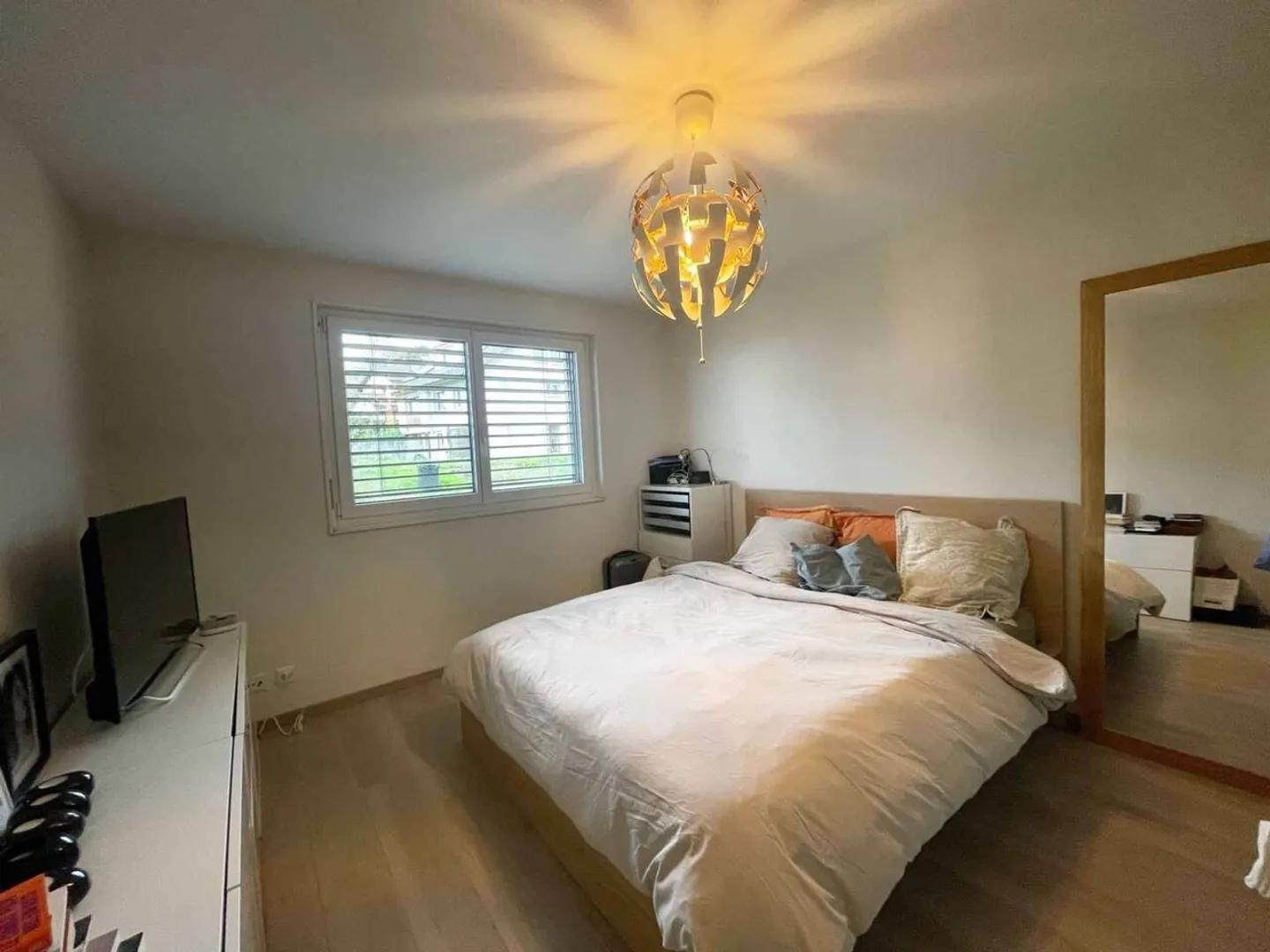 4.5-room luxury apartment in Lonay - Quiet, balcony and lake view - Photo 7 of 11