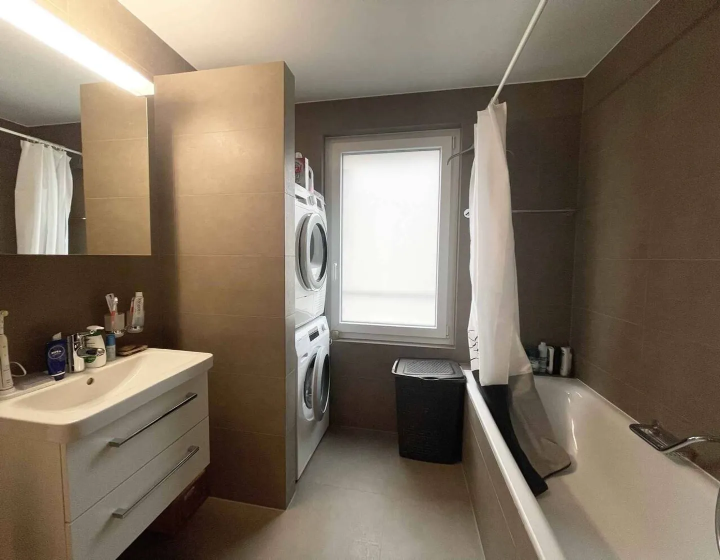 4.5-room luxury apartment in Lonay - Quiet, balcony and lake view - Photo 11 of 11