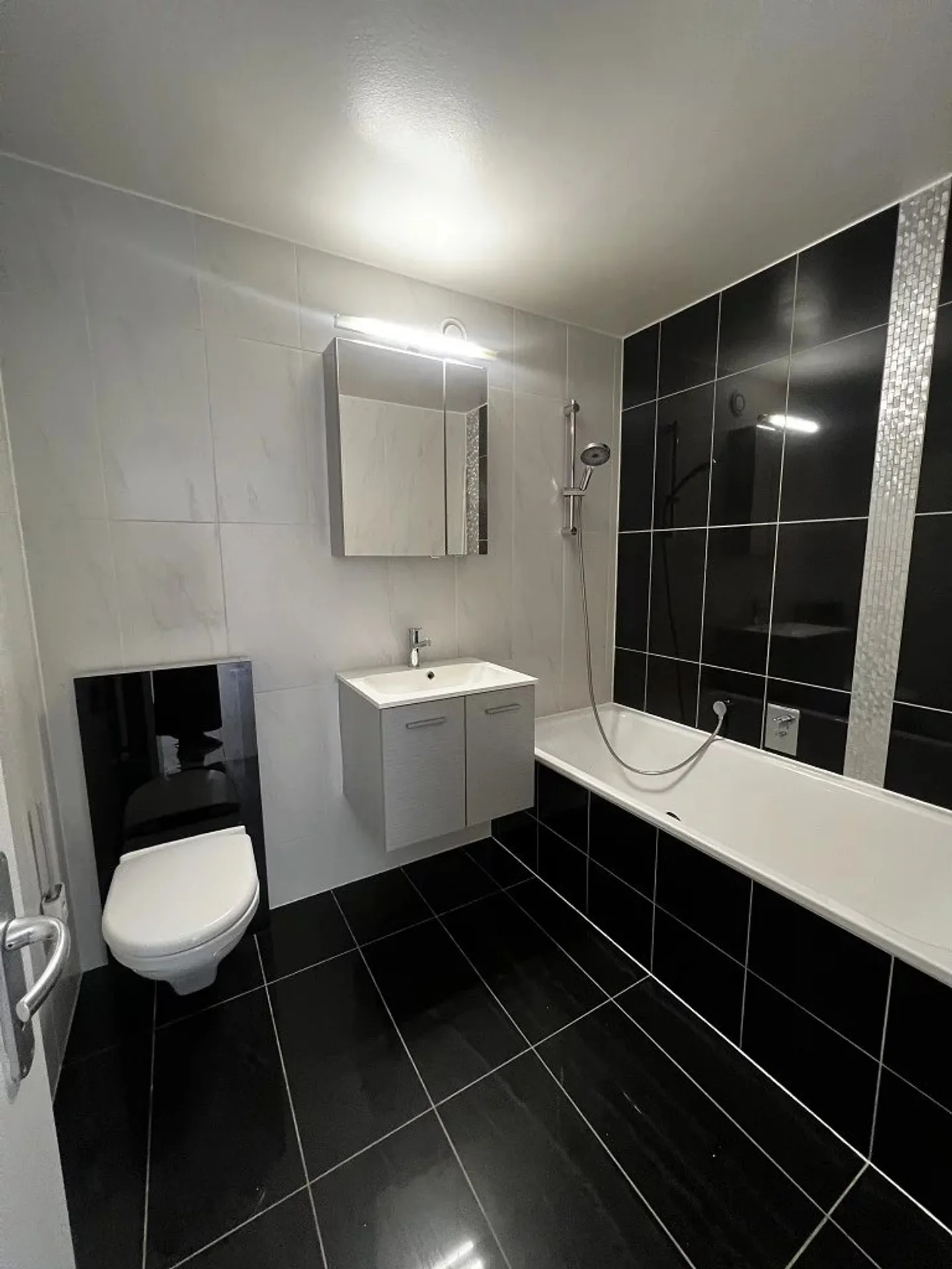 3.5 Zimmer Wohnung - Foto 2 von 7