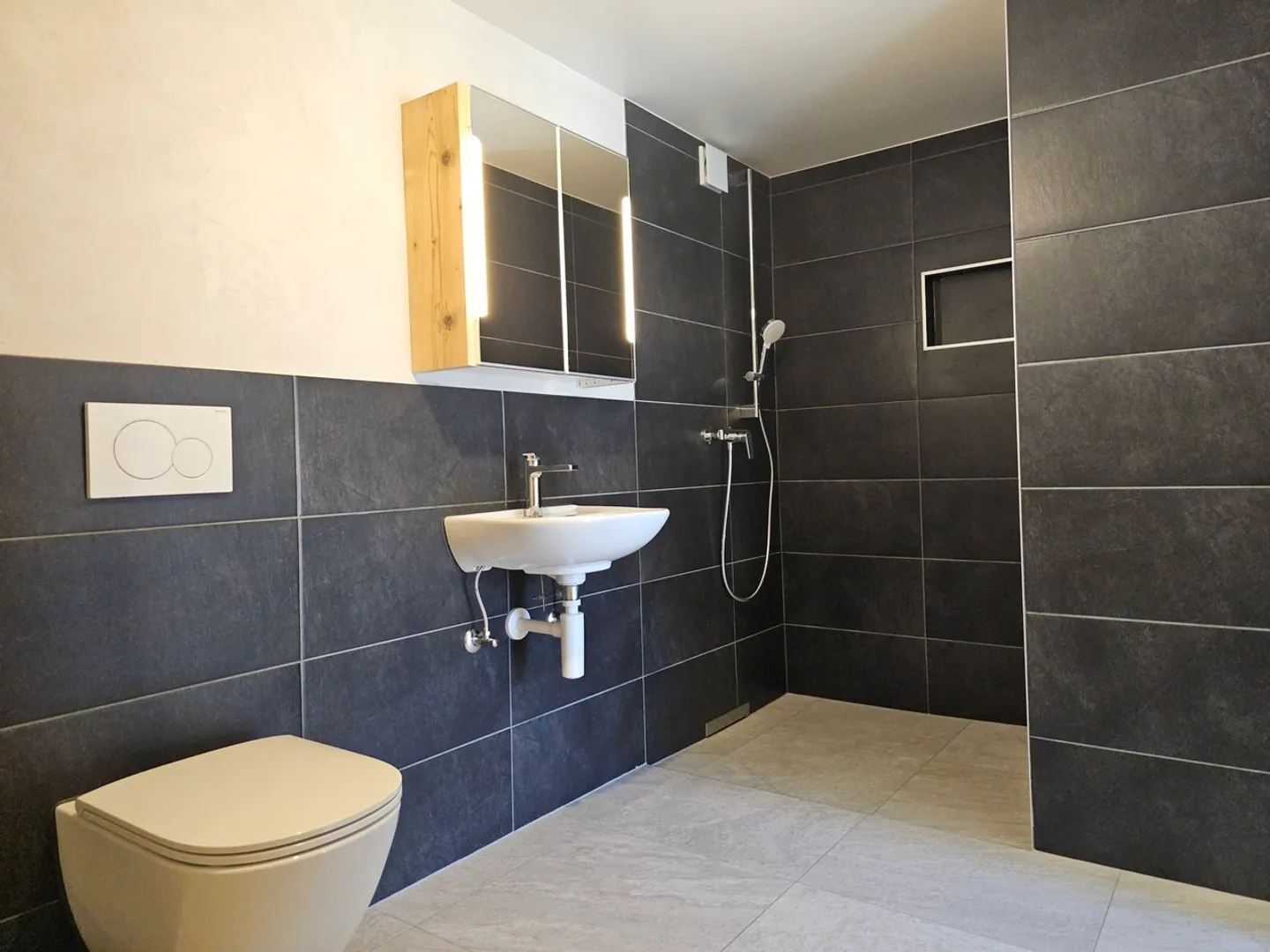 Duplex di 3,5 locali in affitto a Moulins - Foto 3 di 5