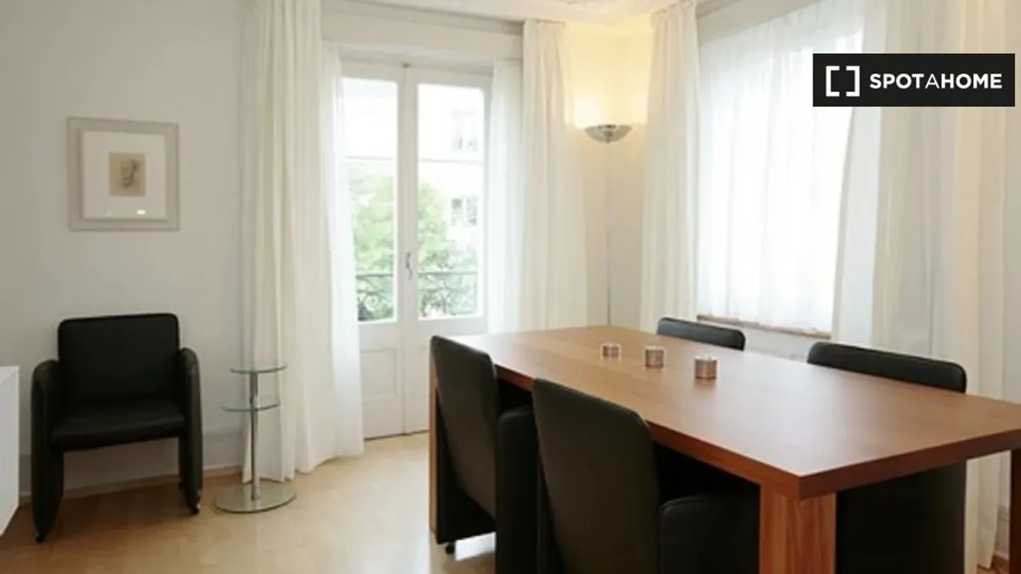 Discover, visit and rent your new home online with full confidence. - Photo 1 of 11