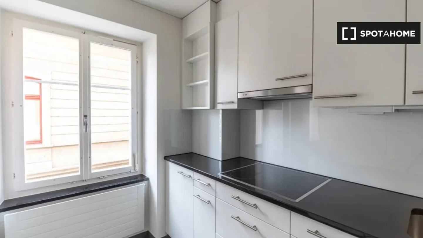 Discover, visit and rent your new home online with full confidence. - Photo 9 of 11