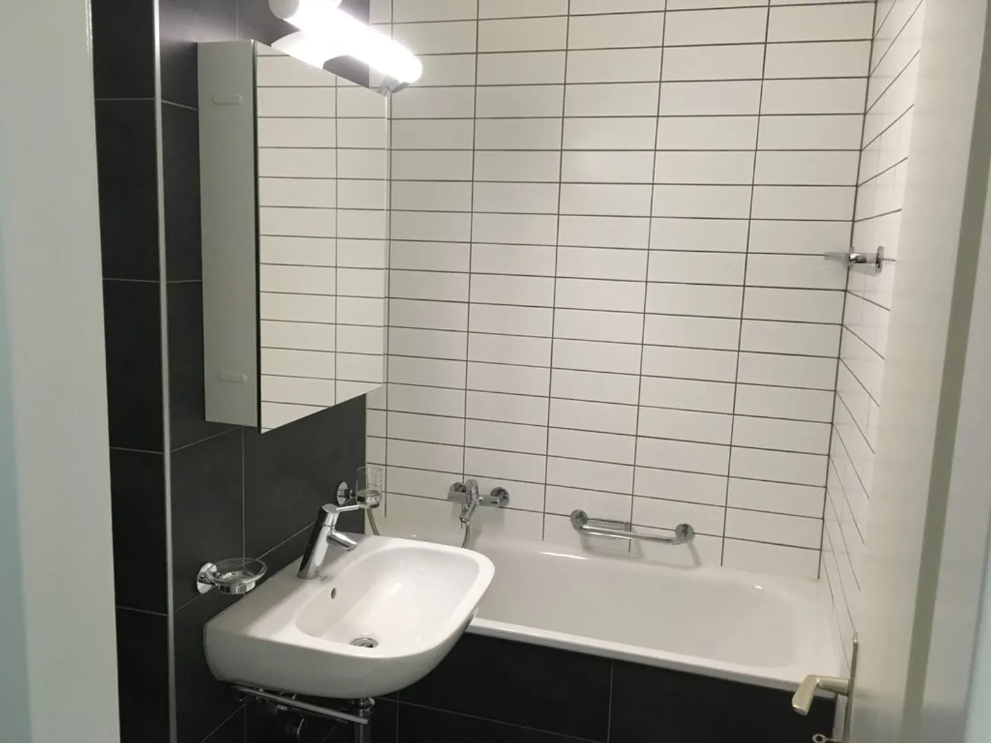 Offer you an apartment close to amenities - Photo 8 of 10