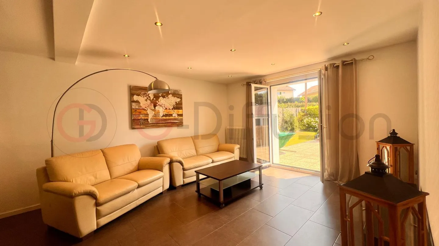 Furnished flat of 4.5 room in Epalinges - Photo 3 of 18