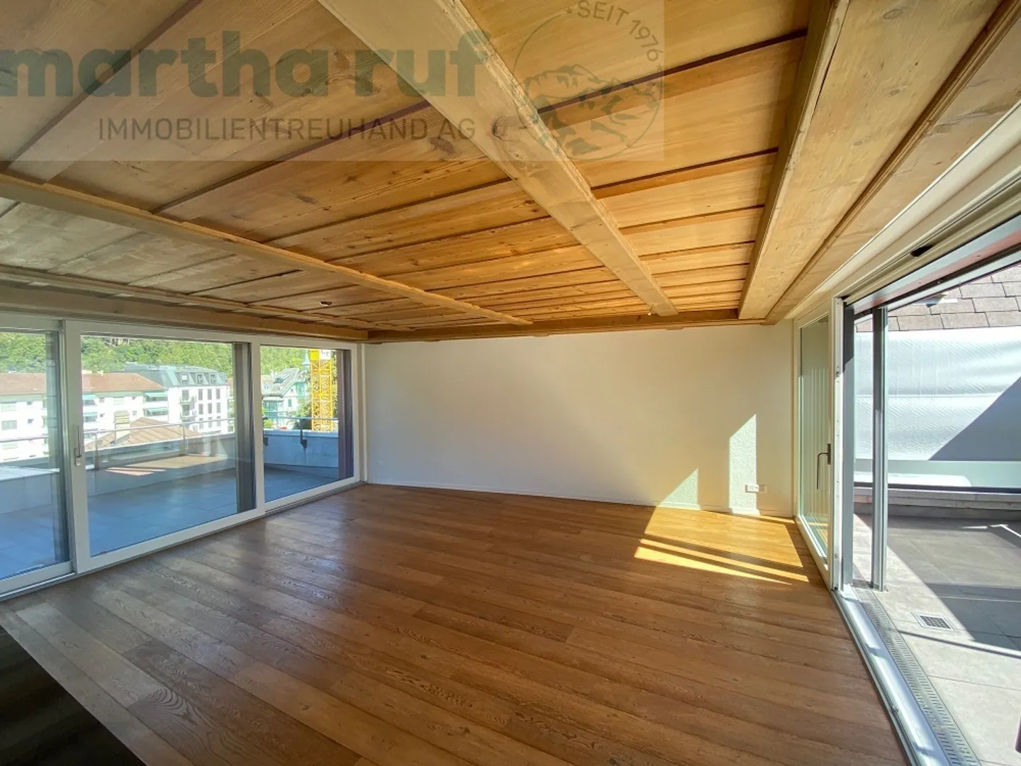 4.5-room attic apartment in the heart of Interlaken - Photo 2 of 15