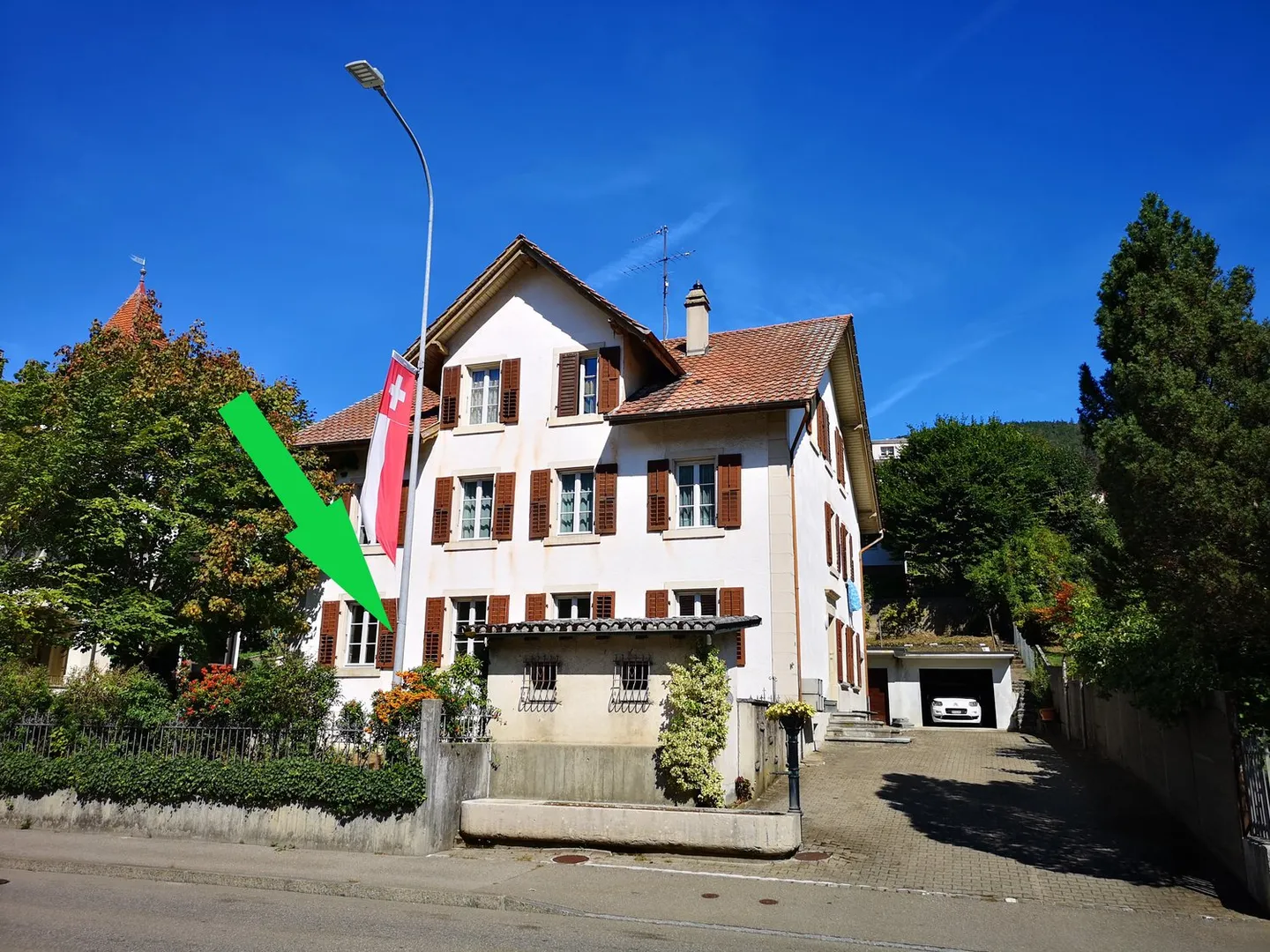 Charmante 5,5 Zimmer Wohnung - Foto 1 von 16