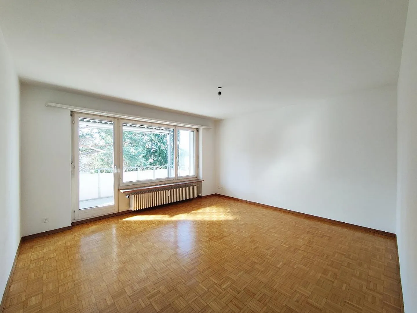 Charmante und preiswerte Wohnung - Foto 2 von 11