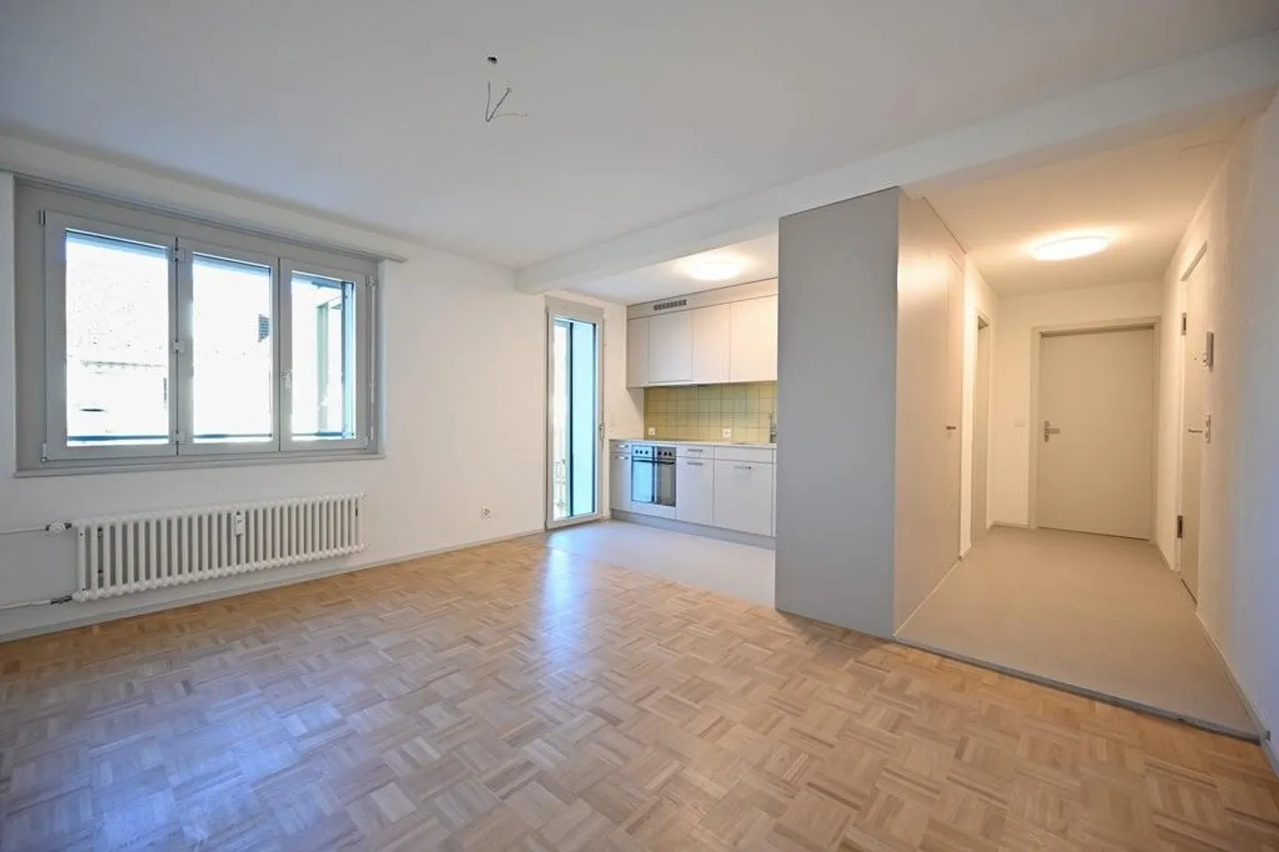 Modern Living in the City of Bern - Photo 4 of 7