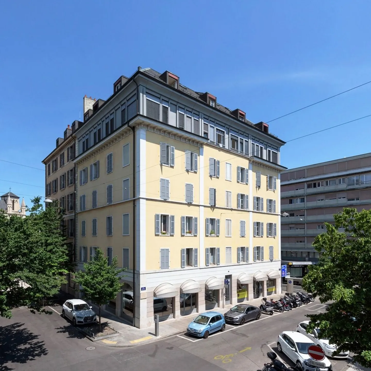 Près de la gare et des magasins - Photo 1 sur 2