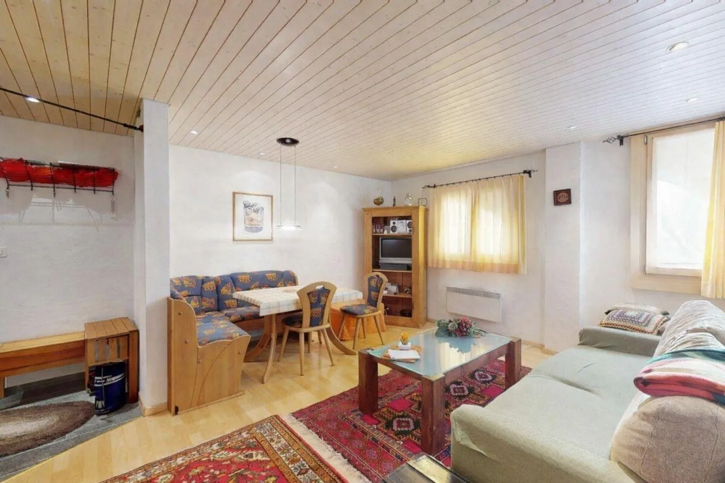 2-room apartment in snow-safe Bivio - Photo 1 of 11