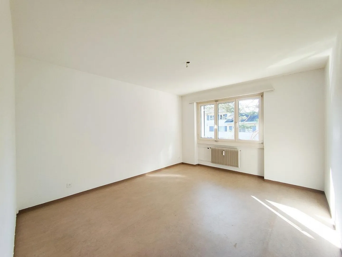 Charmante und preiswerte Wohnung - Foto 3 von 11