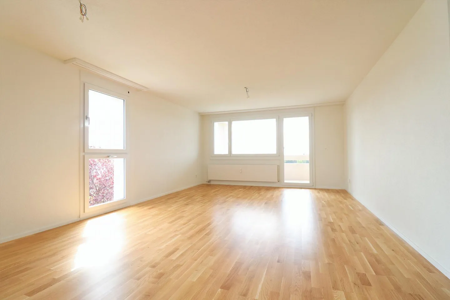 Modern wohnen an ruhiger Lage  3.5-Zimmerwohnung in Bronschhofen - Foto 1 von 8