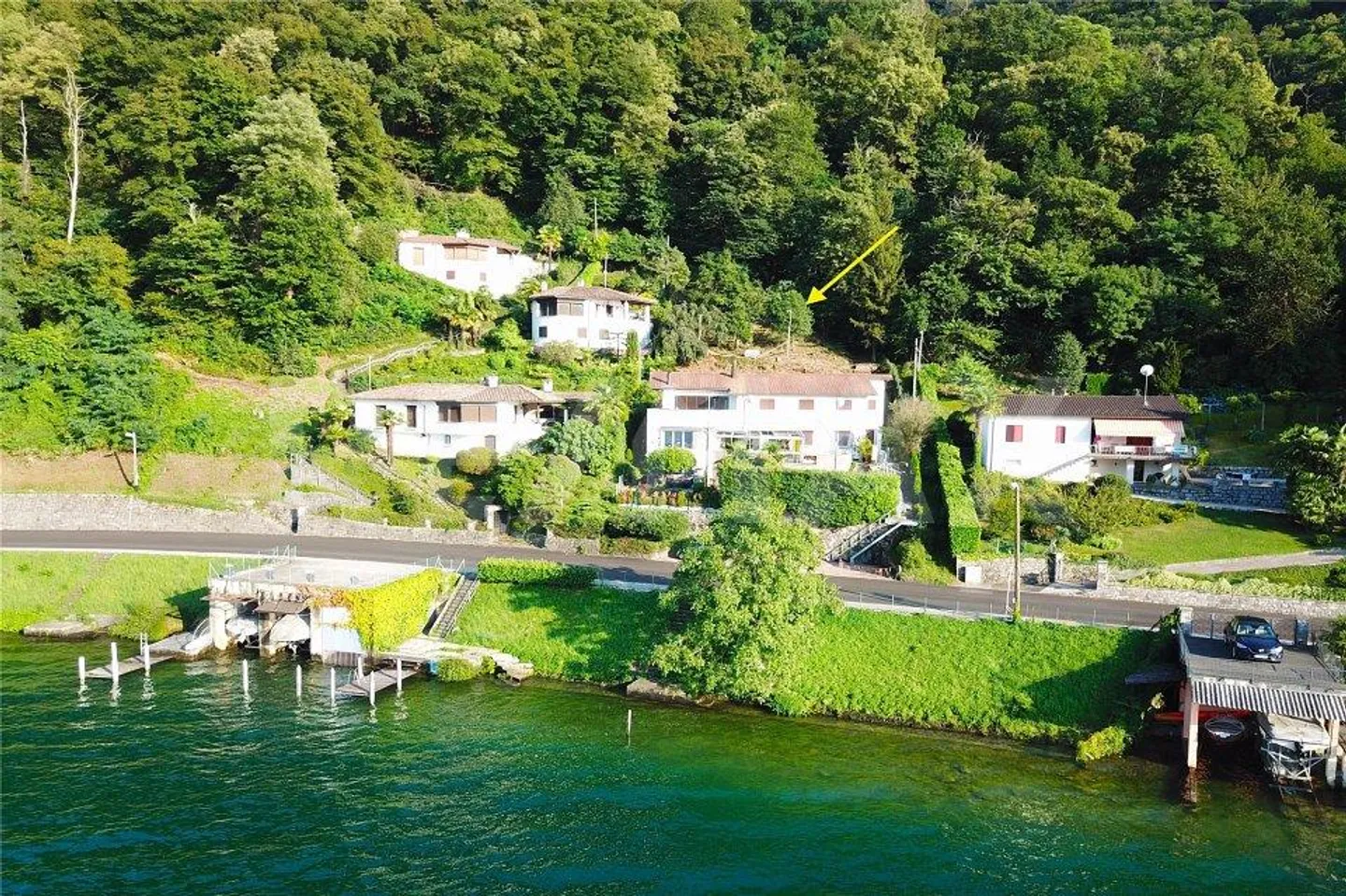 Brusino Arsizio - Interesting building plot with lake access - Photo 3 of 13