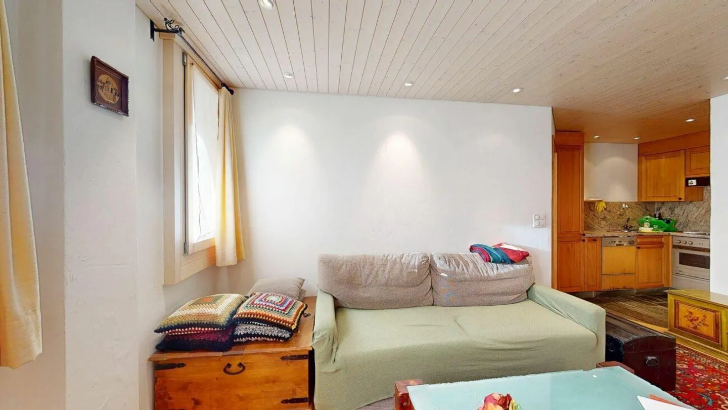 2-room apartment in snow-safe Bivio - Photo 5 of 11