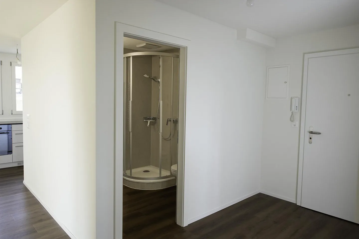 Basel in St. Johann - Cozy Attic Apartment with Elevator on the 6th Floor - Photo 2 of 10