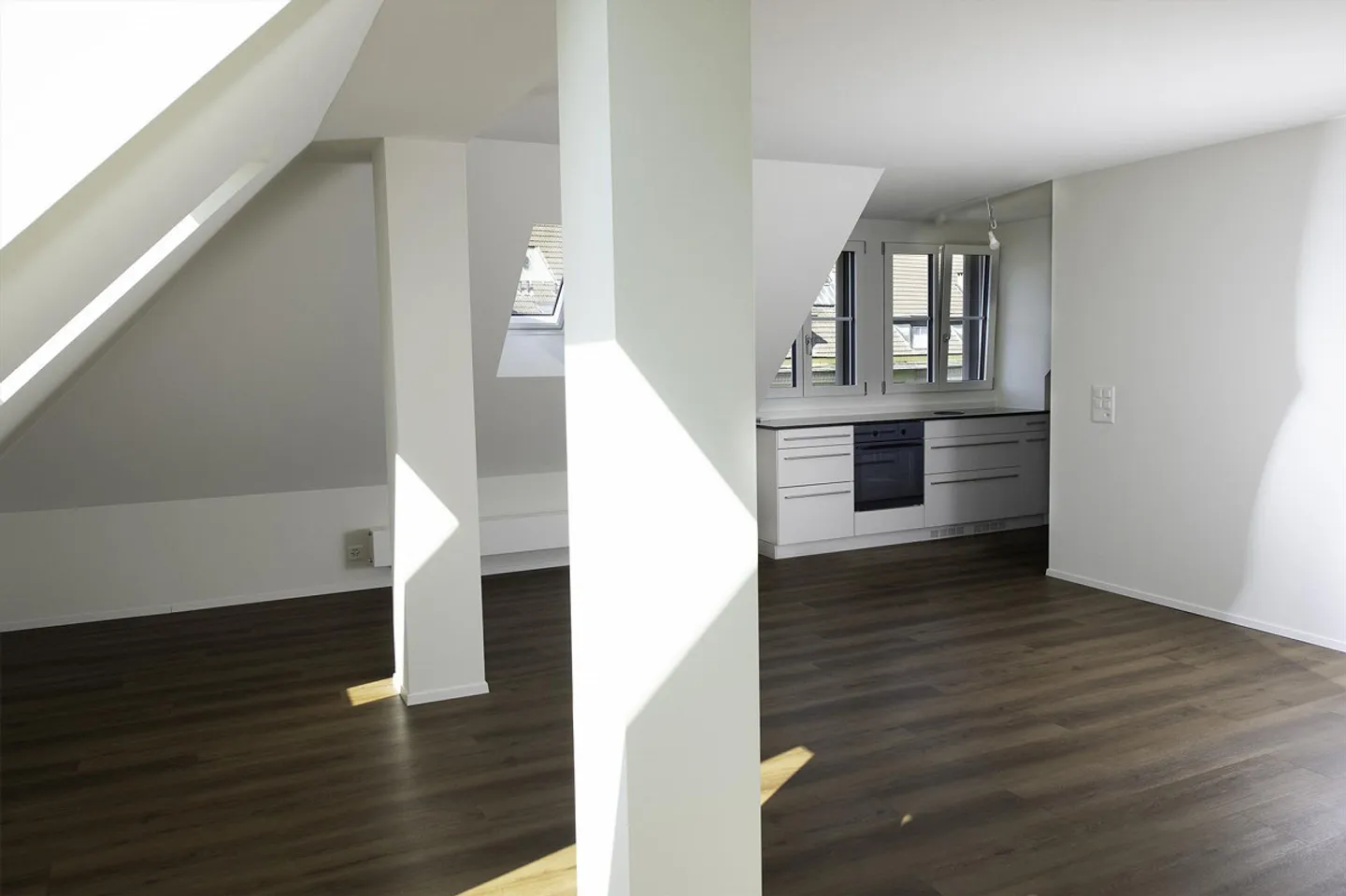 Basel in St. Johann - Cozy Attic Apartment with Elevator on the 6th Floor - Photo 5 of 10