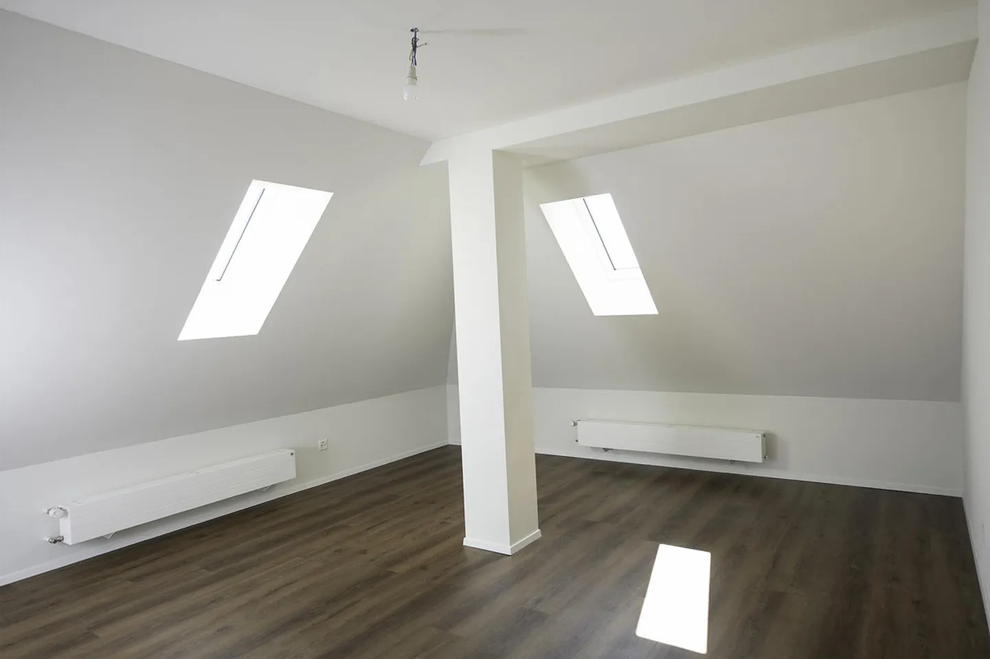 Basel in St. Johann - Cozy Attic Apartment with Elevator on the 6th Floor - Photo 8 of 10