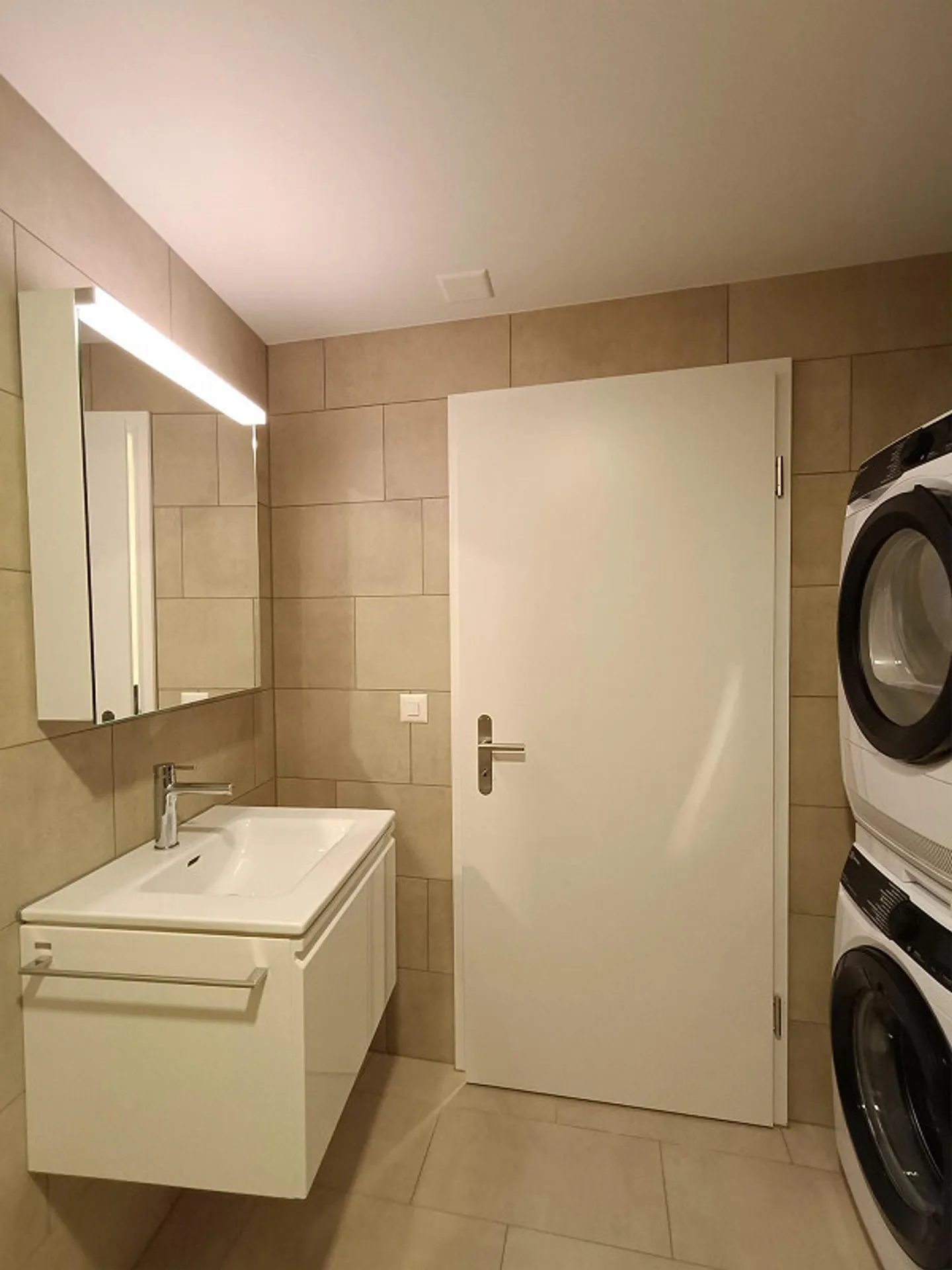 2.5-room apartment for rent (first occupancy) in a historic building - Photo 4 of 10