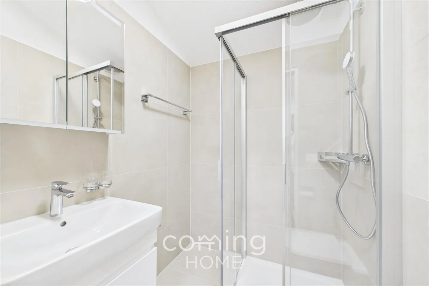 Renovated 2.5-room apartment in Ried-Brig with panoramic views of the Alps - Photo 9 of 12