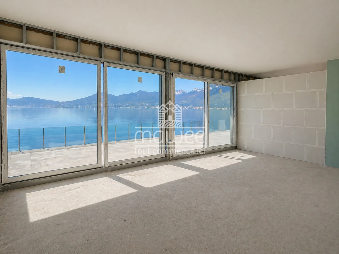 New apartment with private access to the lake and 90 m² terrace - Photo 4 of 10