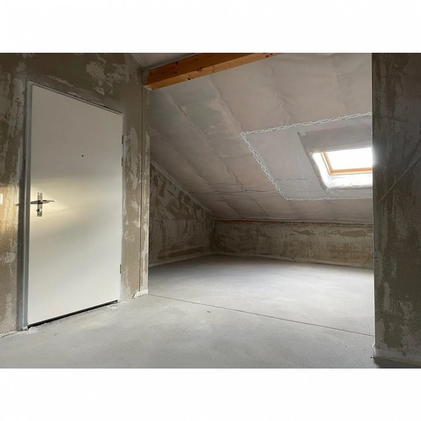 Looking for additional storage space? - Photo 4 of 5